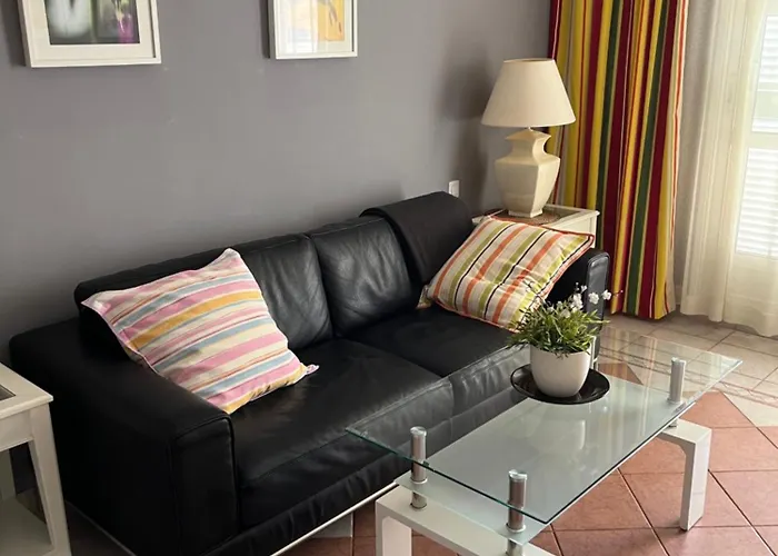 Apartman Rsid. El Duque-1