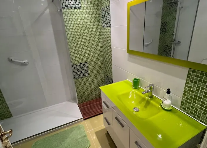 Rsid. El Duque-1 * Адехе